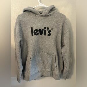 Levi’s grey sweatshirt